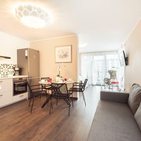 Vacationclub - Pionierow 6, Apartament 31 Appartement Mielno  Buitenkant foto